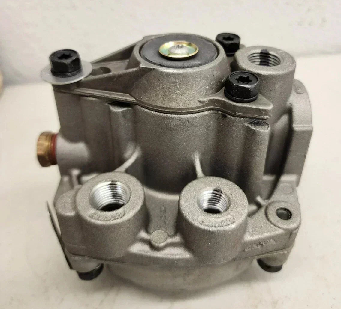 281865BXW Genuine Bendix Air Brake Emergency Relay Valve – Truck To Trailer